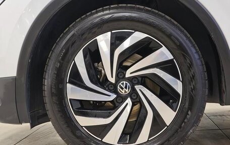 Volkswagen Tiguan II, 2022 год, 2 020 000 рублей, 10 фотография