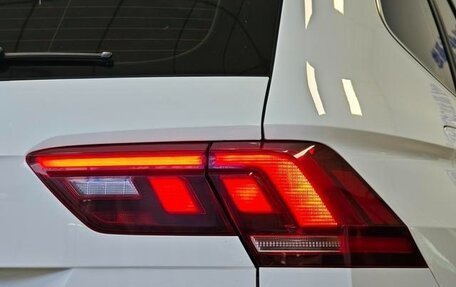 Volkswagen Tiguan II, 2022 год, 2 020 000 рублей, 9 фотография