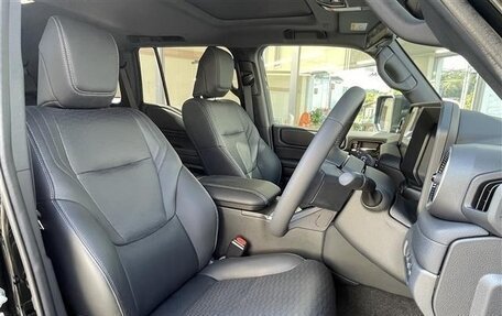 Toyota Land Cruiser Prado, 2025 год, 7 300 000 рублей, 10 фотография