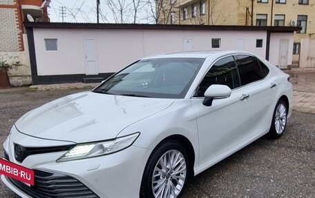 Toyota Camry, 2020 год, 2 790 000 рублей, 4 фотография