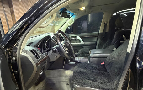 Toyota Land Cruiser 200, 2013 год, 3 650 000 рублей, 7 фотография