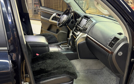 Toyota Land Cruiser 200, 2013 год, 3 650 000 рублей, 9 фотография