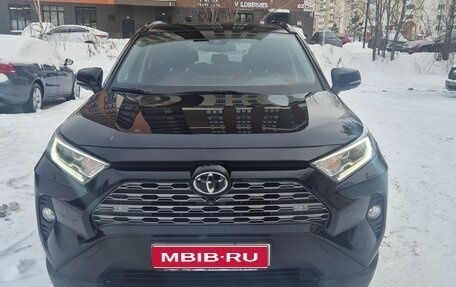 Toyota RAV4, 2021 год, 3 600 000 рублей, 1 фотография