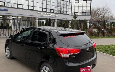 KIA Rio III рестайлинг, 2016 год, 715 000 рублей, 1 фотография