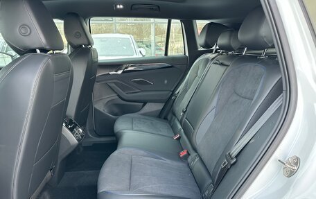 Volkswagen Tiguan, 2025 год, 4 990 000 рублей, 20 фотография