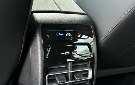 Volkswagen Tiguan, 2025 год, 4 990 000 рублей, 21 фотография