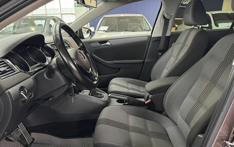 Volkswagen Jetta VI, 2016 год, 1 280 000 рублей, 23 фотография