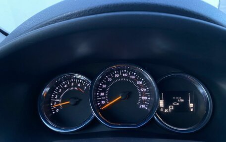 Renault Logan II, 2019 год, 965 000 рублей, 16 фотография