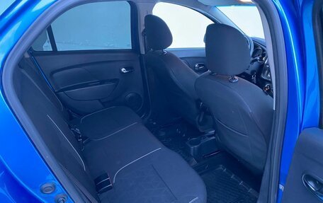 Renault Logan II, 2019 год, 965 000 рублей, 11 фотография