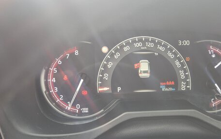 Toyota RAV4, 2021 год, 3 600 000 рублей, 9 фотография