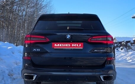 BMW X5, 2019 год, 5 950 000 рублей, 4 фотография