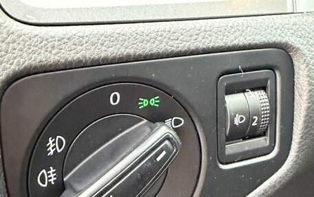 Volkswagen Golf VII, 2014 год, 999 999 рублей, 19 фотография