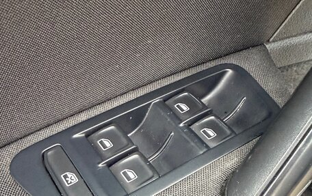 Volkswagen Golf VII, 2014 год, 999 999 рублей, 18 фотография