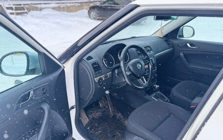 Skoda Yeti I рестайлинг, 2014 год, 1 270 000 рублей, 8 фотография