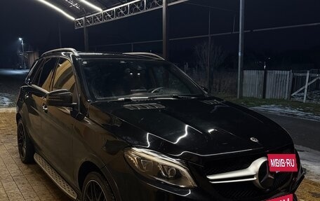 Mercedes-Benz M-Класс, 2012 год, 2 300 000 рублей, 2 фотография