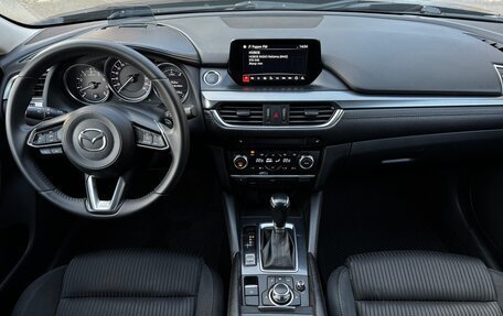 Mazda 6, 2017 год, 1 900 000 рублей, 14 фотография