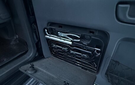 Toyota Land Cruiser Prado 120 рестайлинг, 2008 год, 1 990 000 рублей, 18 фотография