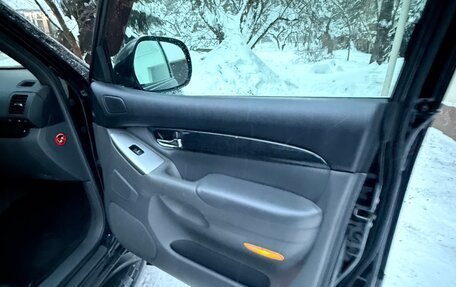 Toyota Land Cruiser Prado 120 рестайлинг, 2008 год, 1 990 000 рублей, 22 фотография