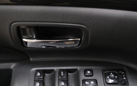 Mitsubishi Outlander III рестайлинг 3, 2015 год, 2 099 000 рублей, 9 фотография