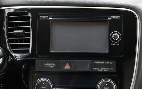 Mitsubishi Outlander III рестайлинг 3, 2015 год, 2 099 000 рублей, 19 фотография