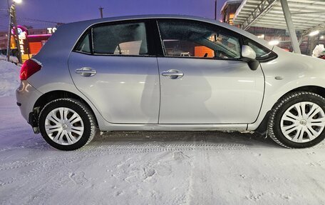 Toyota Auris II, 2009 год, 670 000 рублей, 4 фотография