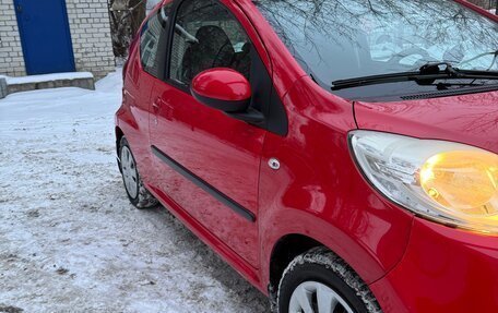 Peugeot 107 I рестайлинг, 2012 год, 560 000 рублей, 2 фотография