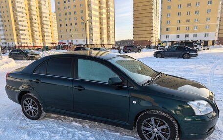 Toyota Avensis III рестайлинг, 2004 год, 800 000 рублей, 3 фотография