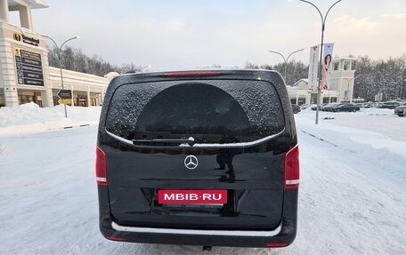 Mercedes-Benz Vito, 2018 год, 3 990 000 рублей, 4 фотография