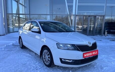 Skoda Rapid I, 2018 год, 1 090 000 рублей, 3 фотография