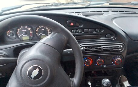 Chevrolet Niva I рестайлинг, 2017 год, 650 000 рублей, 2 фотография