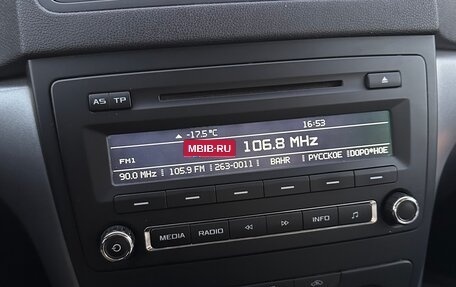 Skoda Yeti I рестайлинг, 2014 год, 1 015 000 рублей, 18 фотография