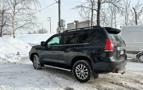 Toyota Land Cruiser Prado 150 рестайлинг 2, 2018 год, 6 000 000 рублей, 6 фотография