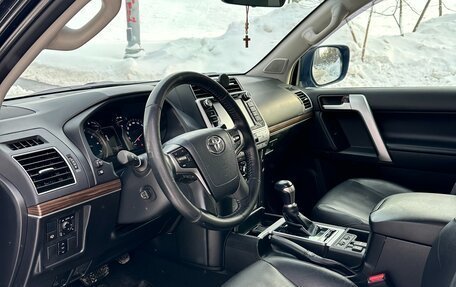 Toyota Land Cruiser Prado 150 рестайлинг 2, 2018 год, 6 000 000 рублей, 18 фотография