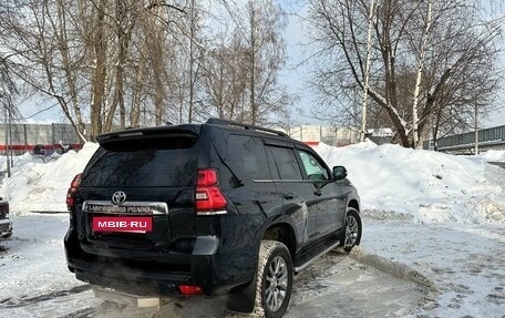 Toyota Land Cruiser Prado 150 рестайлинг 2, 2018 год, 6 000 000 рублей, 12 фотография