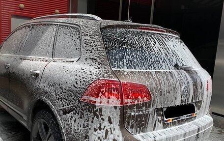 Volkswagen Touareg III, 2013 год, 2 500 000 рублей, 2 фотография