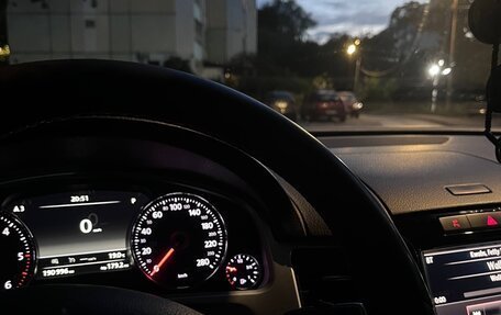 Volkswagen Touareg III, 2013 год, 2 500 000 рублей, 16 фотография