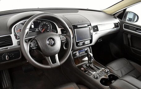 Volkswagen Touareg III, 2013 год, 2 500 000 рублей, 21 фотография
