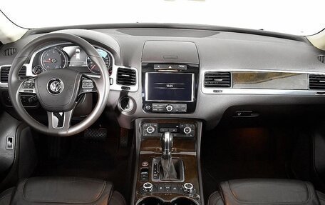 Volkswagen Touareg III, 2013 год, 2 500 000 рублей, 23 фотография