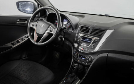 Hyundai Solaris II рестайлинг, 2016 год, 899 000 рублей, 9 фотография