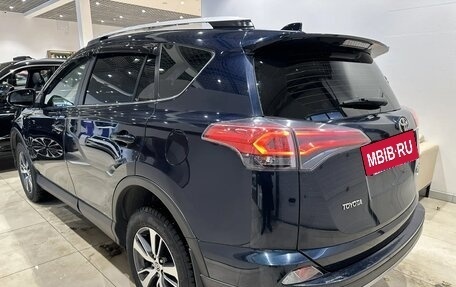 Toyota RAV4, 2019 год, 2 549 000 рублей, 2 фотография
