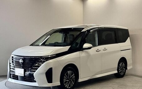 Nissan Serena, 2023 год, 2 025 000 рублей, 1 фотография