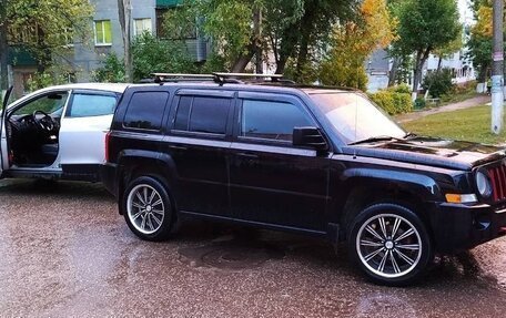 Jeep Liberty (Patriot), 2008 год, 750 000 рублей, 1 фотография