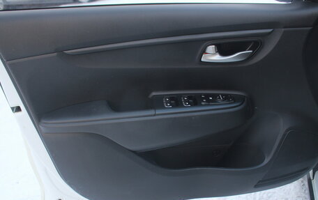 KIA Rio IV, 2020 год, 1 710 000 рублей, 8 фотография