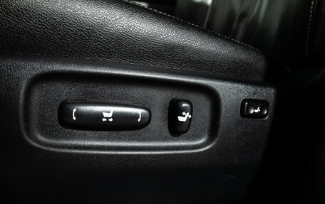 Toyota Land Cruiser 200, 2012 год, 2 999 585 рублей, 15 фотография