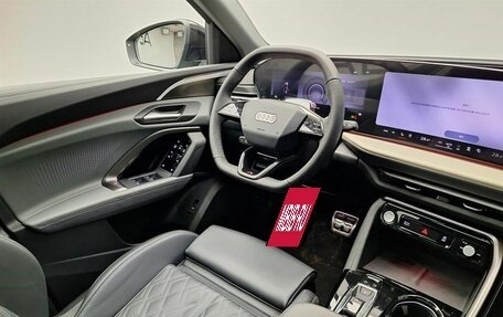 Audi Q5, 2025 год, 7 560 000 рублей, 8 фотография