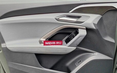 Audi Q5, 2025 год, 7 560 000 рублей, 12 фотография