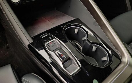 Audi Q5, 2025 год, 7 560 000 рублей, 15 фотография