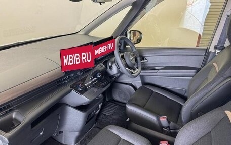 Nissan Serena, 2023 год, 2 025 000 рублей, 10 фотография