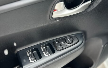 KIA Rio IV, 2019 год, 1 565 000 рублей, 14 фотография