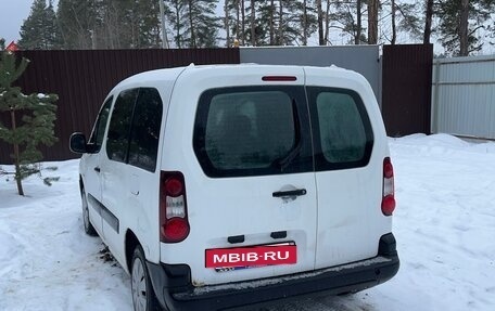 Peugeot Partner II рестайлинг 2, 2012 год, 460 000 рублей, 4 фотография